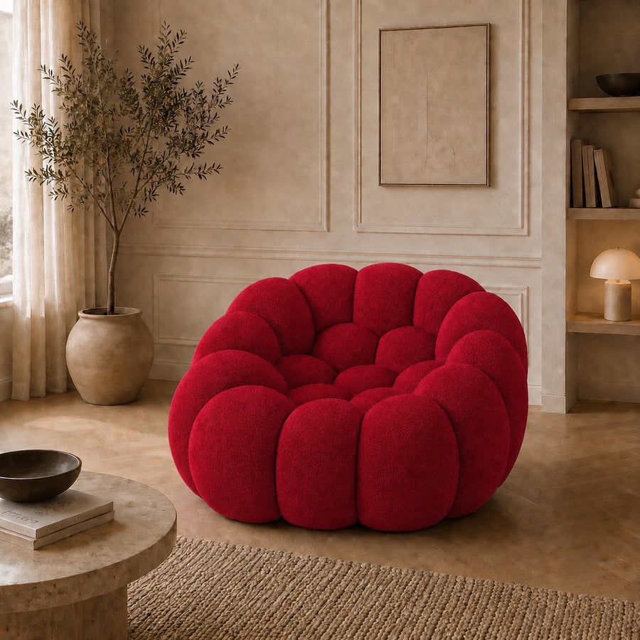 Fauteuil Rousseau en tissu 3D Rouge profond, mis en scène dans un salon — Orbe Paris