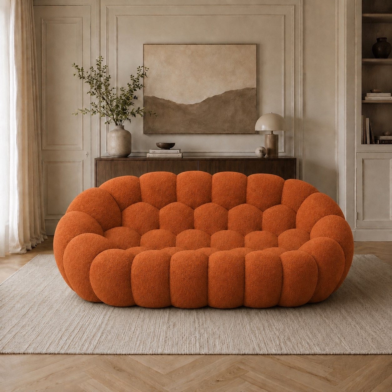 Canapé Rousseau 2-3 places en maille bouclette Terracotta, mis en scène dans un salon — Orbe Paris