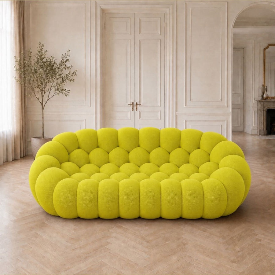 Canapé Rousseau 3-4 places en tissu 3D Jaune fluo / anis, mis en scène dans un salon — Orbe Paris