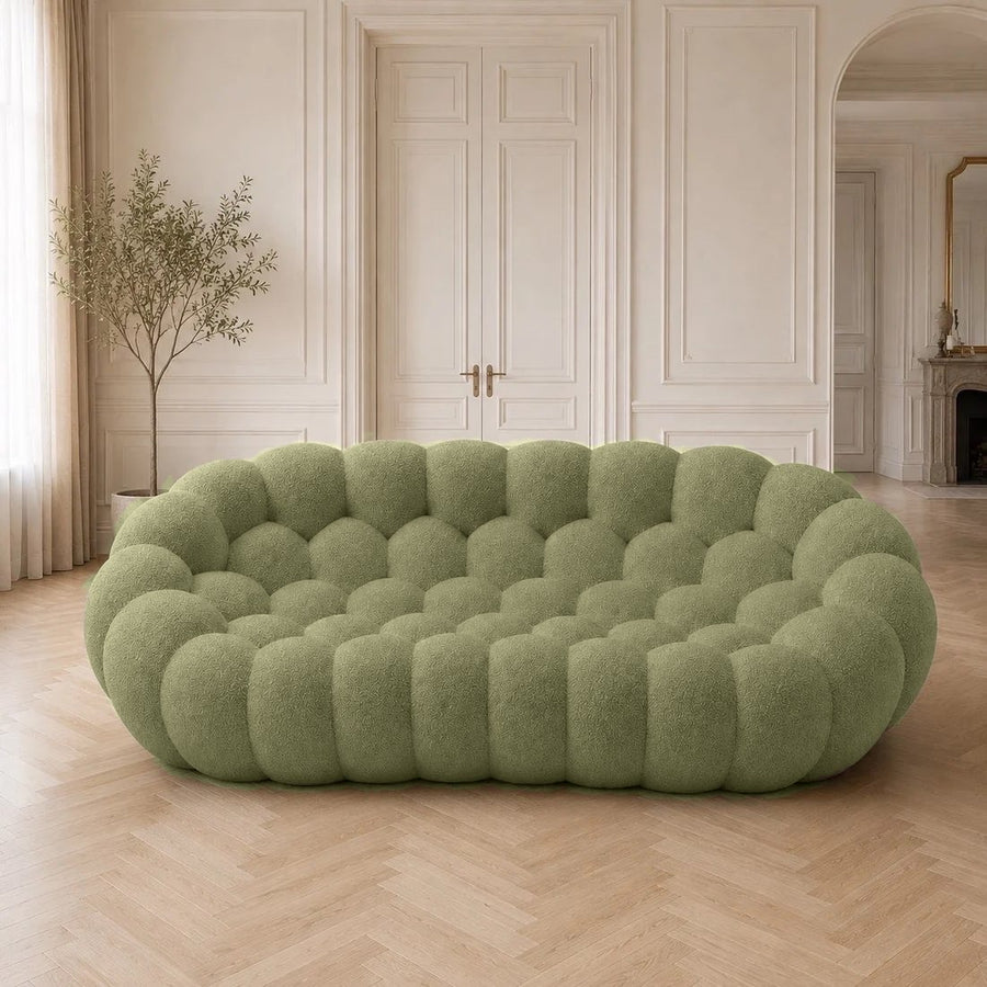 Grand canapé Rousseau — Vert sauge, mis en scène dans un salon — Orbe Paris